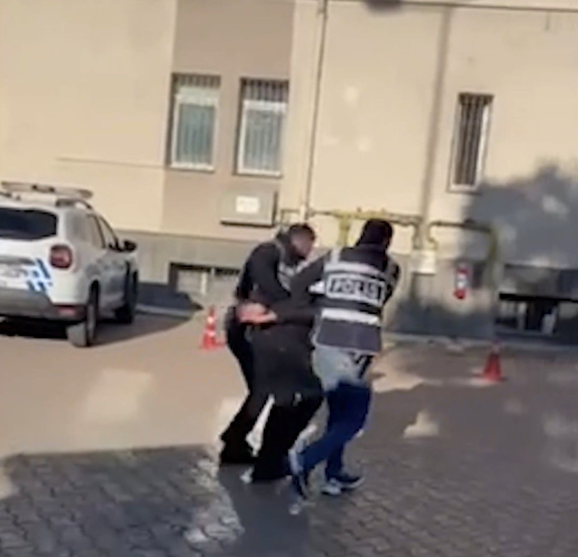 KAYSERİ’DE POLİS EKİPLERİ TARAFINDAN 2025 YILINDA YAPILAN ÇALIŞMALARDA, ‘GASP’ SUÇUDAN YAKALANAN...