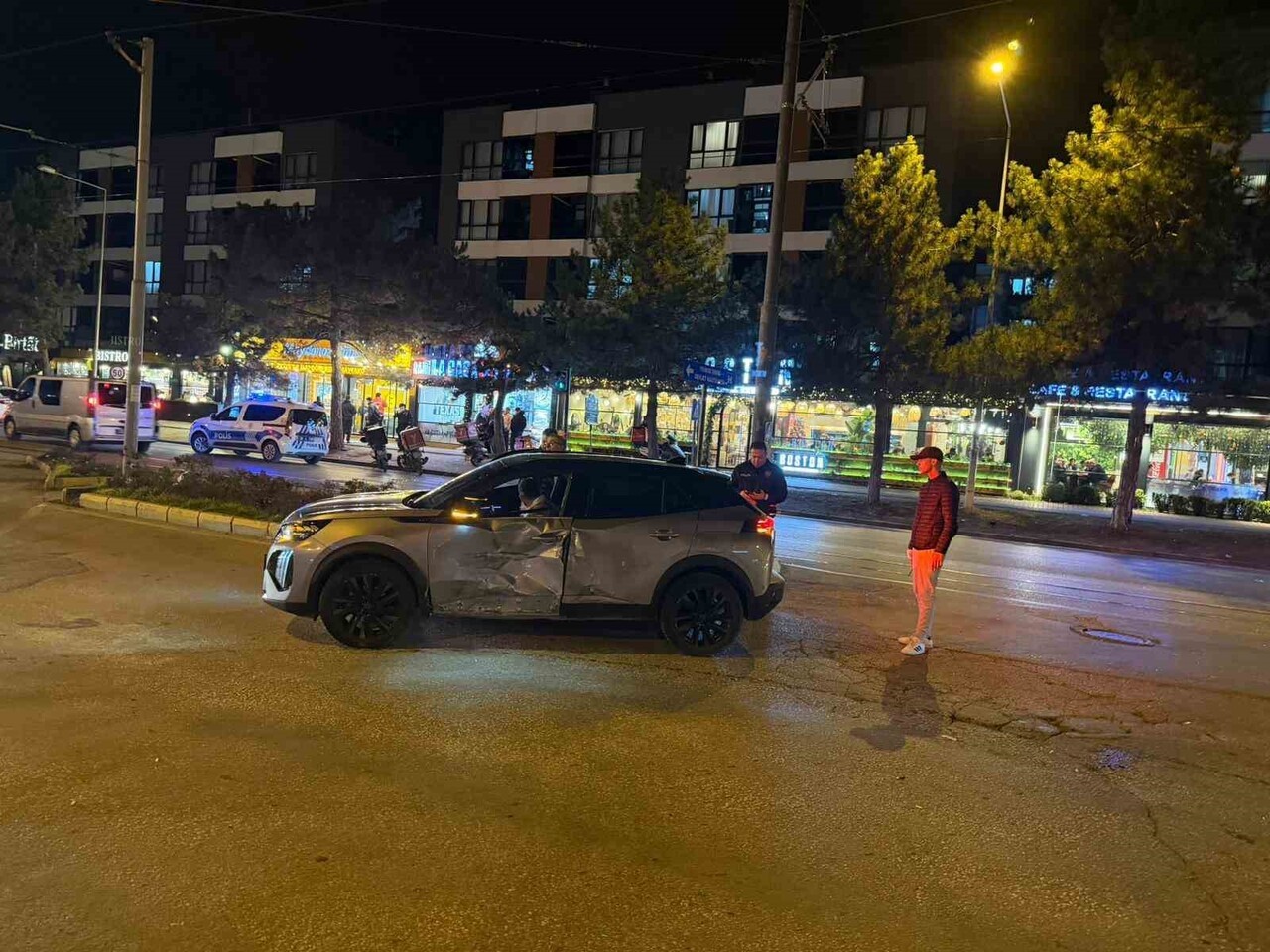 KAZA, ULUÖNDER MAHALLESİ İSMET İNÖNÜ 2 CADDESİ ÜZERİNDE MEYDANA GELDİ. EDİNİLEN BİLGİLERE GÖRE 26...