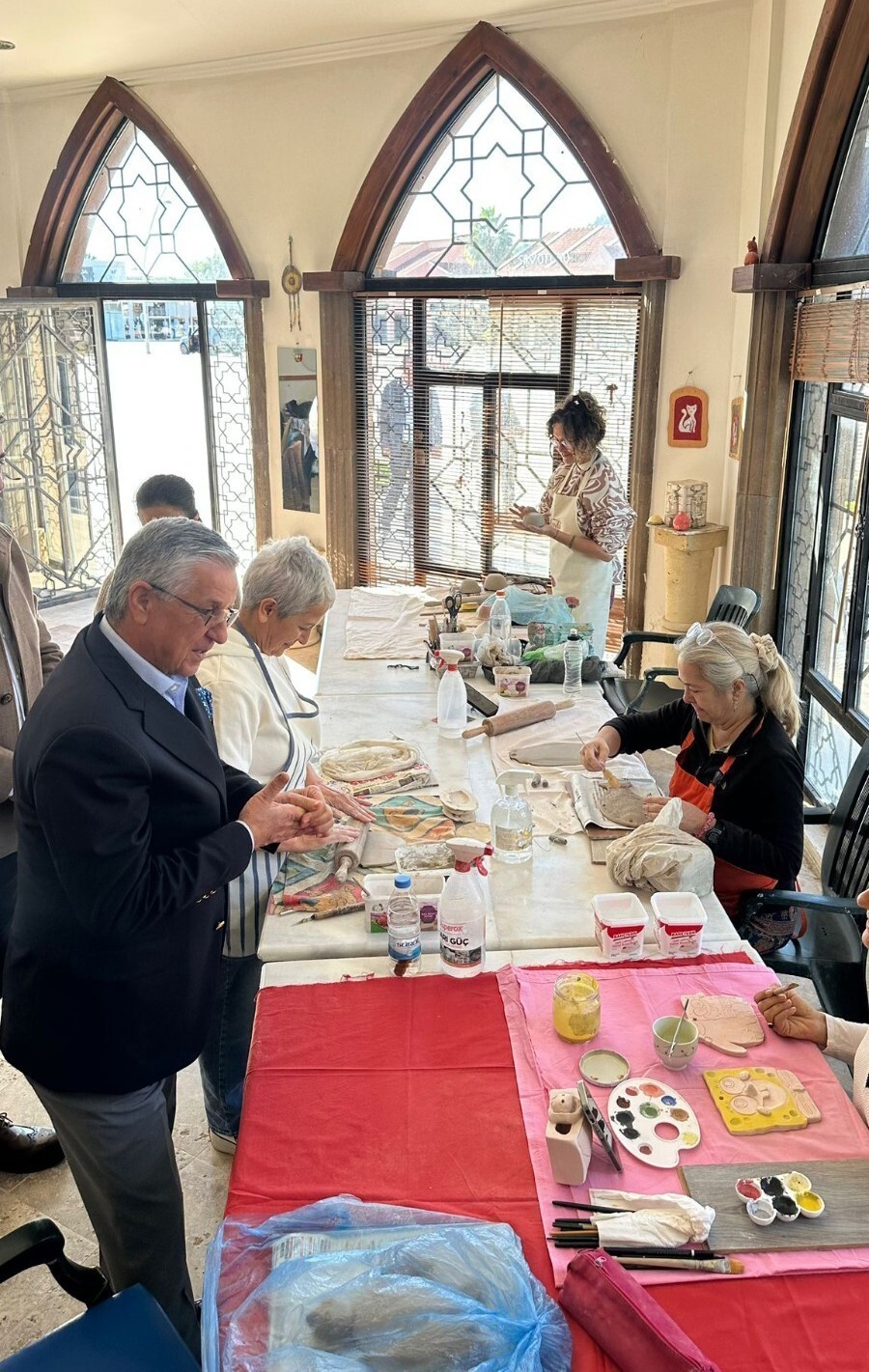 KEMER BELEDİYE BAŞKANI NECATİ TOPALOĞLU, KEMER BELEDİYE MECLİS ÜYELERİ MUSTAFA ÇELİK VE MEHMET...