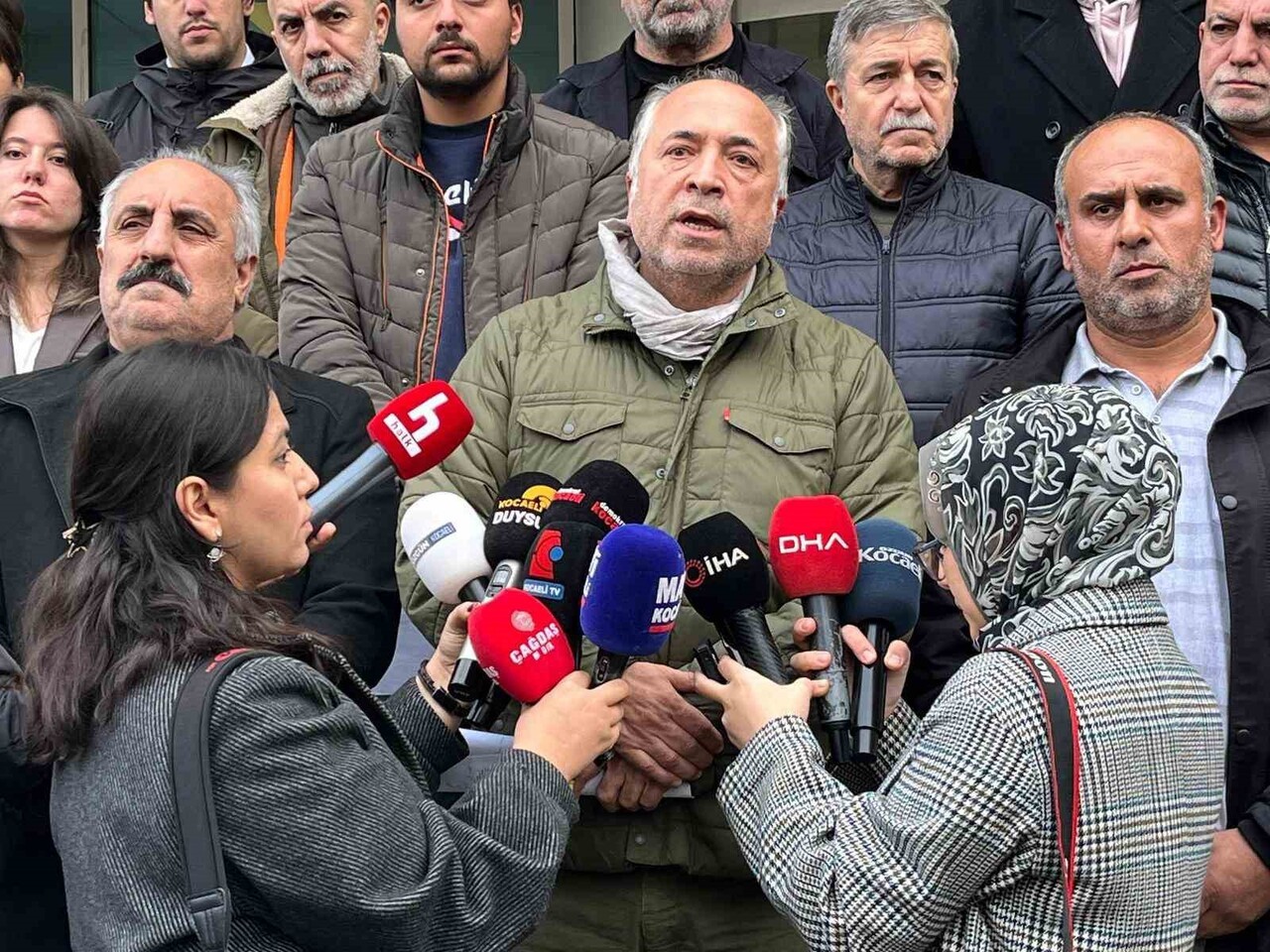 KOCAELİ'NİN DİLOVASI İLÇESİNDE 7 KİŞİNİN HAYATINI KAYBETTİĞİ PARFÜM DOLUM TESİSİNDEKİ YANGINA...