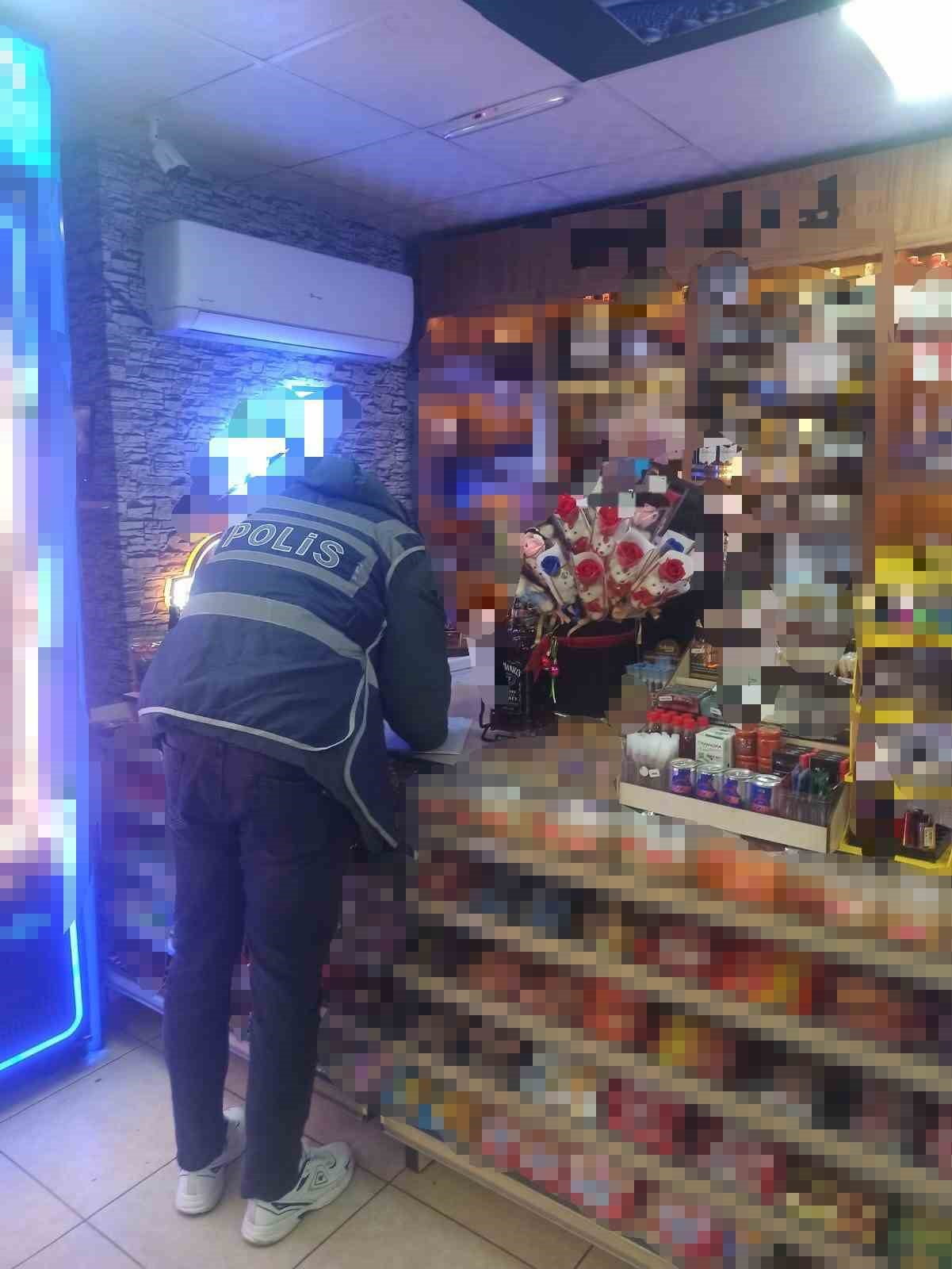 KOCAELİ’DE SON BİR HAFTA İÇERİSİNDE OKUL ÇEVRELERİNDE GERÇEKLEŞTİRİLEN DENETİMLERDE 5 LİSE ÇEVRESİ...