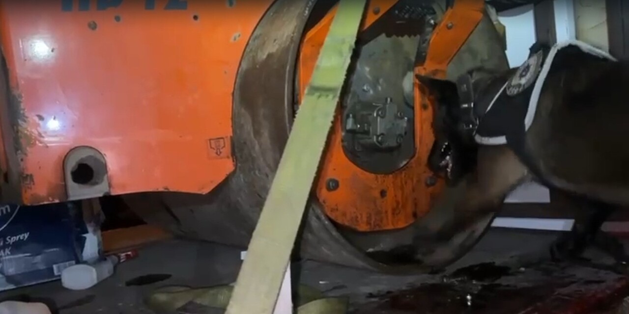 KOCAELİ EMNİYET MÜDÜRLÜĞÜ NARKOTİK SUÇLARLA MÜCADELE ŞUBE MÜDÜRLÜĞÜ EKİPLERİNCE TEM OTOYOLU’NDA...