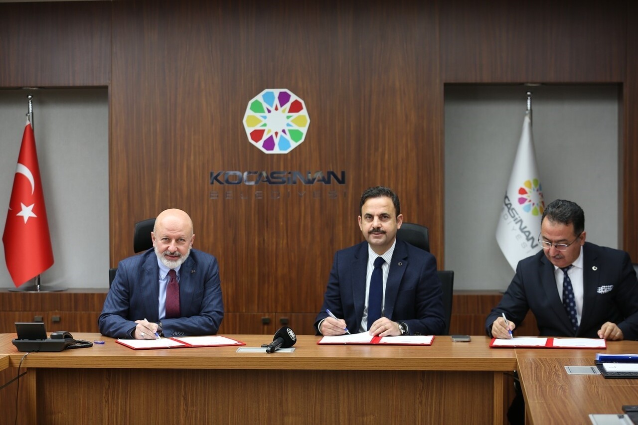 KOCASİNAN BELEDİYE BAŞKANI AHMET ÇOLAKBAYRAKDAR; ÖĞRENCİLERİN SAĞLIKLI BESLENMESİ, GÜNE ZİNDE...