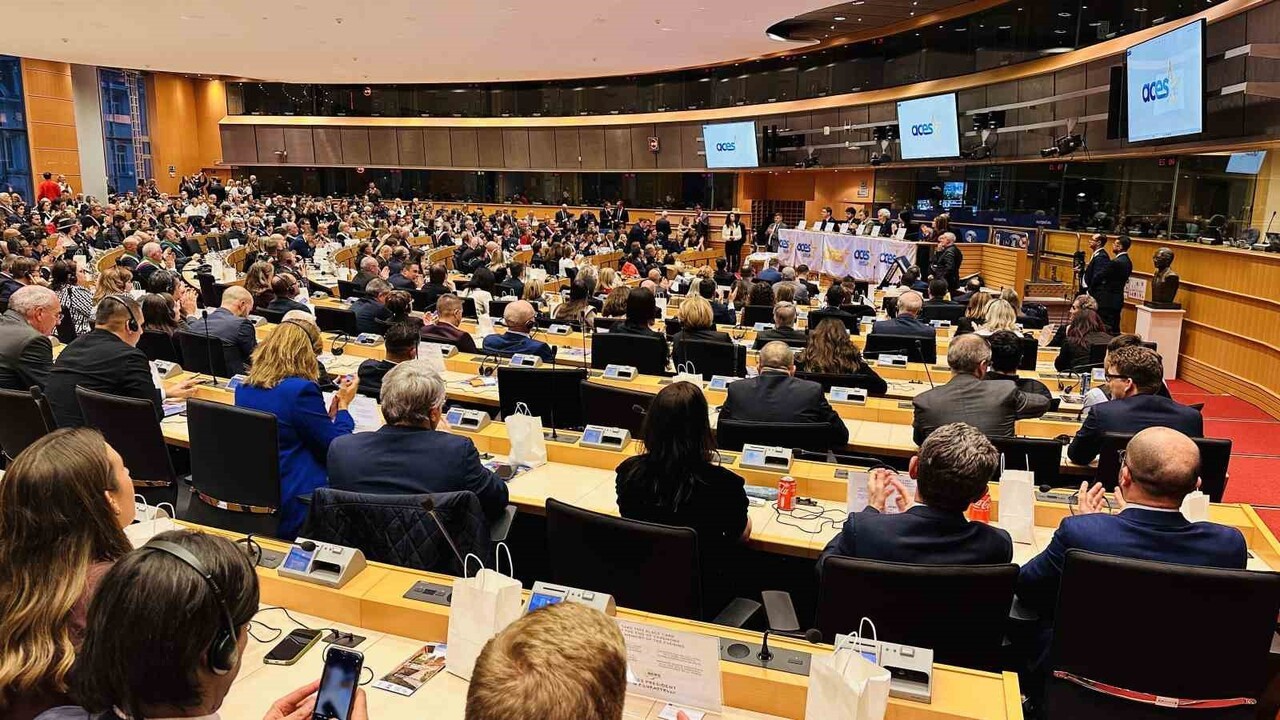 KONYA BÜYÜKŞEHİR BELEDİYESİ, SPOR VE SÜRDÜRÜLEBİLİR ULAŞIM ALANINDAKİ VİZYONER YATIRIMLARININ...