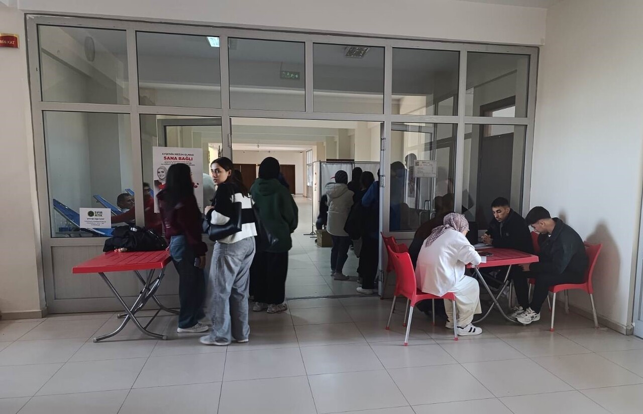 KONYA’NIN KARAPINAR İLÇESİNDE SELÇUK ÜNİVERSİTESİ KARAPINAR AYDOĞANLAR MESLEK YÜKSEKOKULU’NDA...