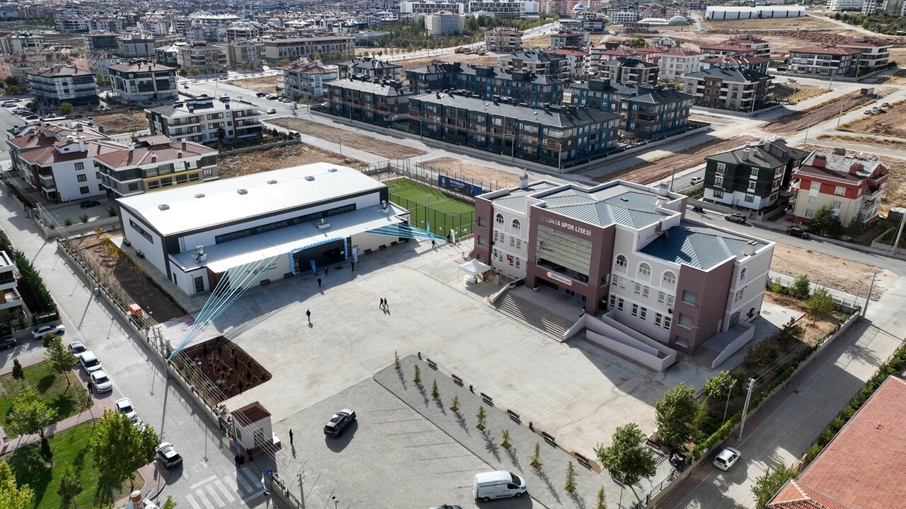 KONYA’NIN MERKEZ SELÇUKLU İLÇE BELEDİYESİ, 2025 YILI BOYUNCA EĞİTİM ALANINDA GERÇEKLEŞTİRDİĞİ...