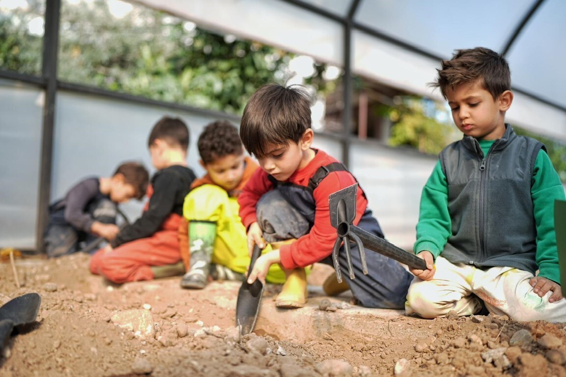 KONYAALTI BELEDİYESİ’NİN HALKA KAZANDIRDIĞI BEŞİNCİ KREŞ OLAN DOĞA ÇOCUK ENSTİTÜSÜ’NDE YER ALAN...