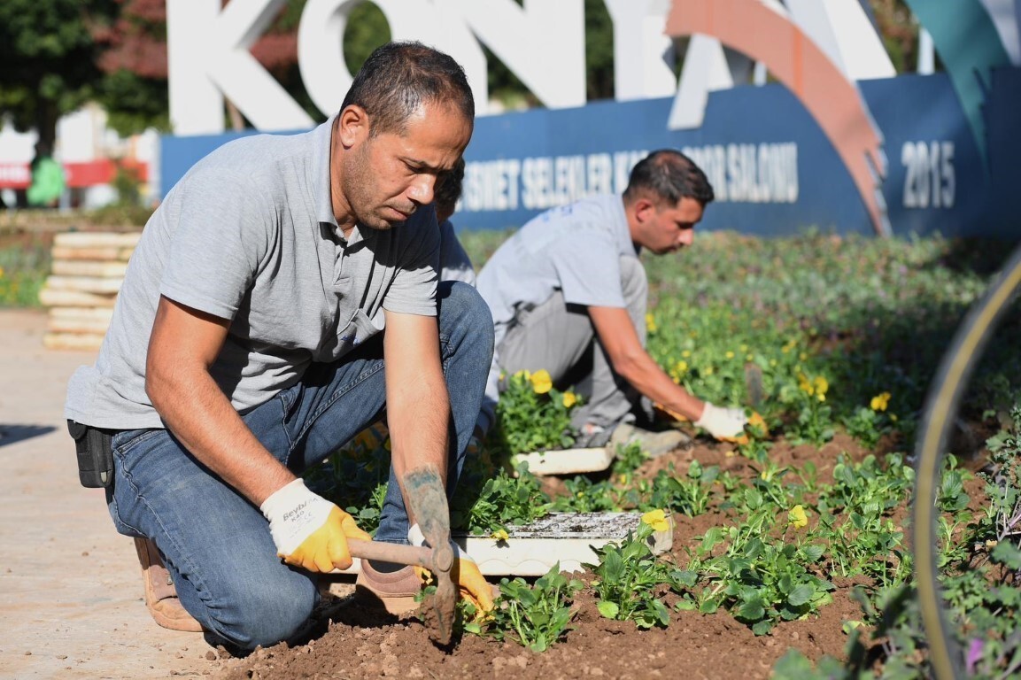 KONYAALTI BELEDİYESİ, PARK VE BAHÇELER MÜDÜRLÜĞÜ BÜNYESİNDE YER ALAN ÜRETİM TESİSİNDE (FİDANLIK)...
