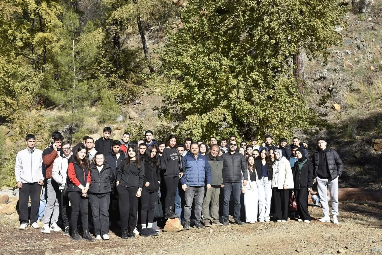KÖYCEĞİZ’DE ORMANCILIK YÜKSEK OKULU ÖĞRENCİLERİ SAHA UYGULAMALARINA KATILDI