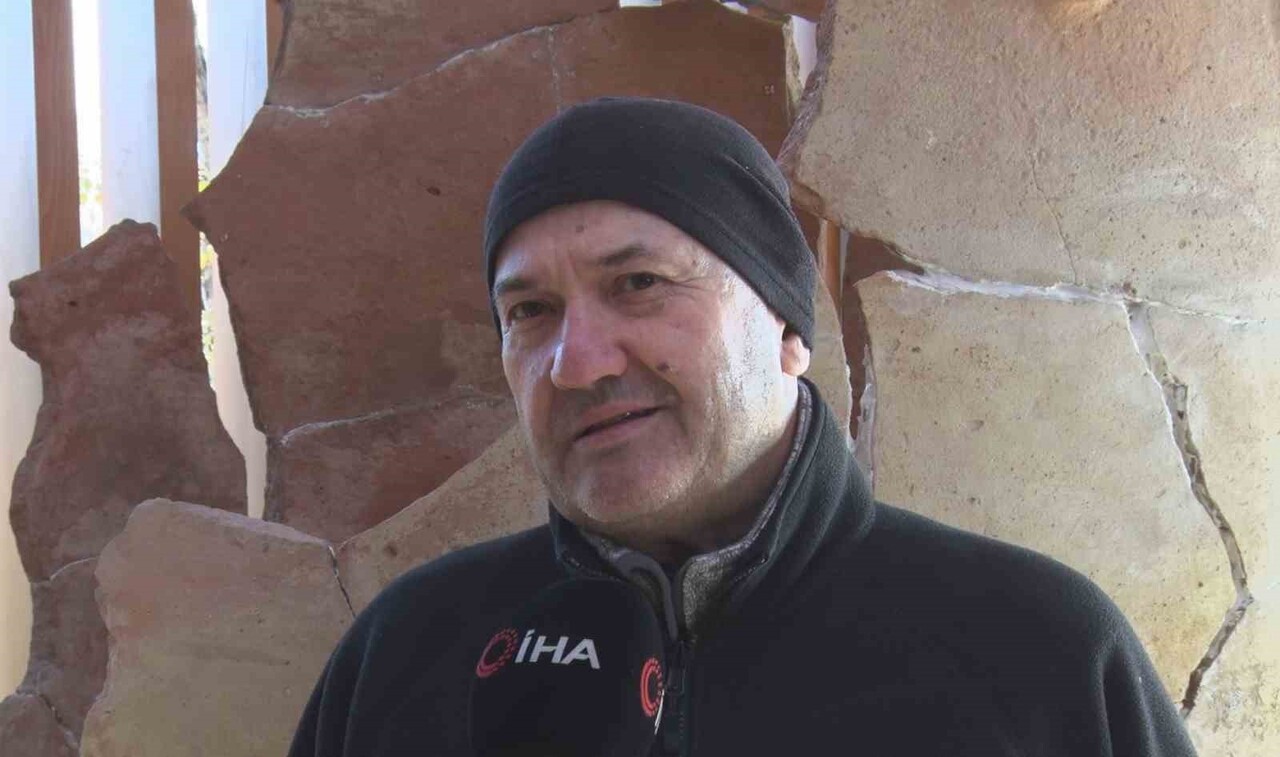 KÜLTEPE KAZI BAŞKANI PROF. DR. FİKRİ KULAKOĞLU; KAZILARDA KIZILCIK KURUTMASINA DA RASTLANILDIĞINI...