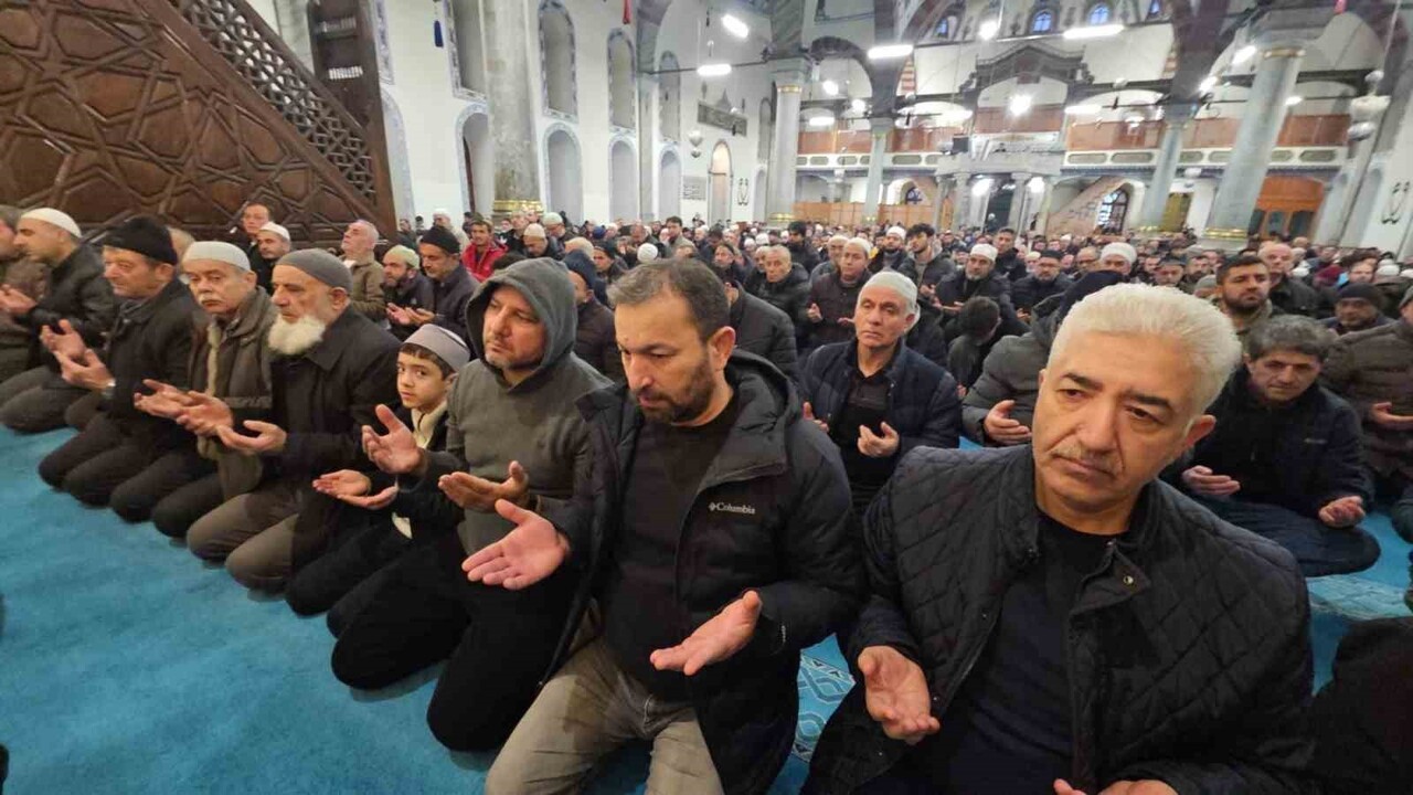 KÜTAHYA’DA "CAMİDE BULUŞALIM" SABAH NAMAZI BULUŞMASI