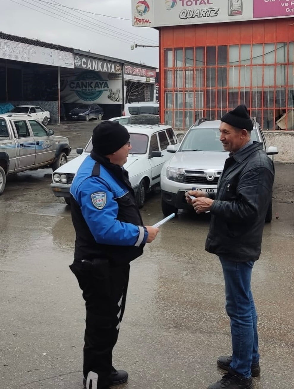 KÜTAHYA EMNİYETİ'NDEN DOLANDIRICILIK VE HIRSIZLIĞA KARŞI BİLGİLENDİRME ÇALIŞMASI