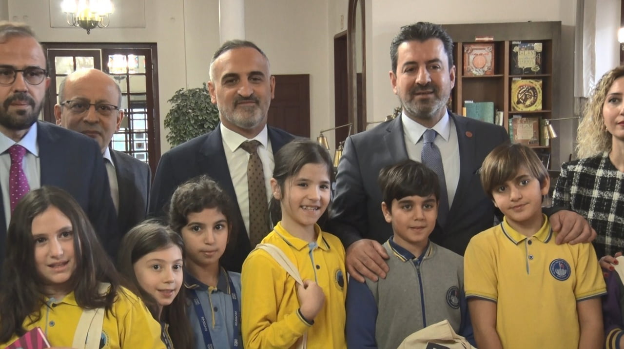 ‘KÜTÜPHANELERDEYİZ' ETKİNLİĞİ ANKARA'DA ADNAN ÖTÜKEN İL HALK KÜTÜPHANESİ'NDE İLKOKUL...