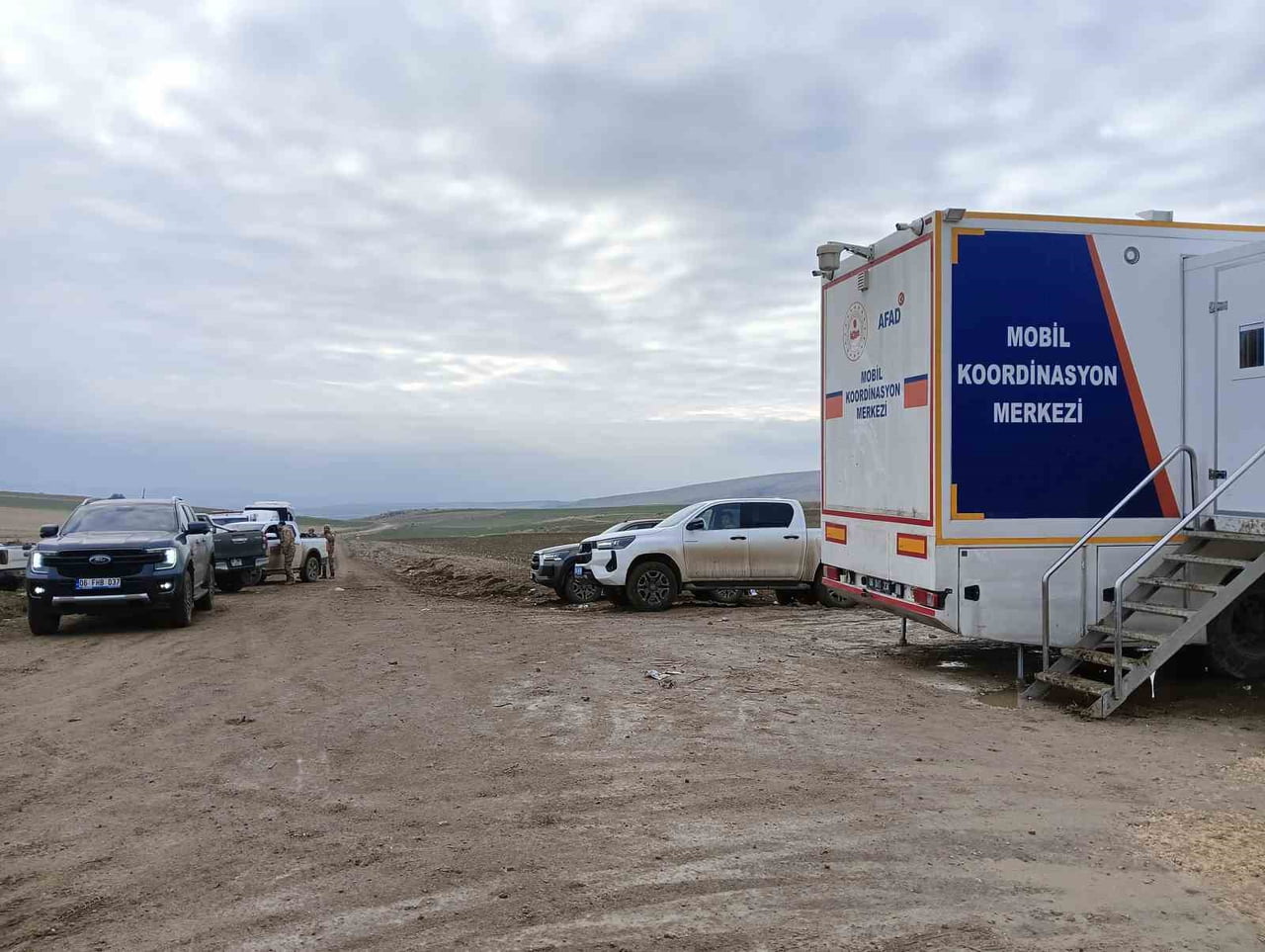 LİBYA HEYETİNİ TAŞIYAN UÇAĞIN DÜŞTÜĞÜ BÖLGEDEKİ ÇALIŞMALAR 3. GÜNÜNDE DE DEVAM...