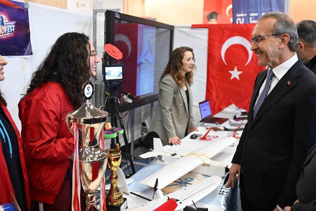 MALATYA'DA "MİLLİ TEKNOLOJİ SERGİSİ"