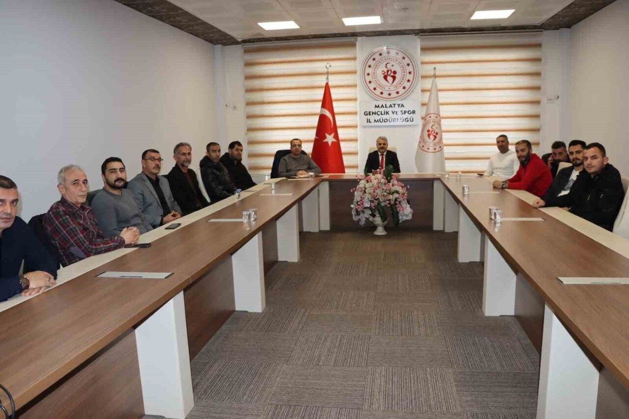 MALATYA’DA SPOR TESİSLERİNDE HİZMET KALİTESİNİN ARTIRILMASI, VATANDAŞ MEMNUNİYETİNİN YÜKSELTİLMESİ...