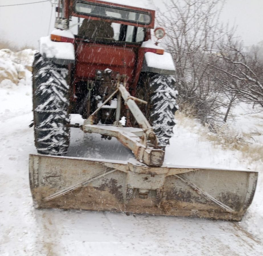 MALATYA’NIN DARENDE İLÇESİNDE SABAHA KARŞI BAŞLAYAN KAR YAĞIŞI ETKİSİNİ ARTIRARAK DEVAM...