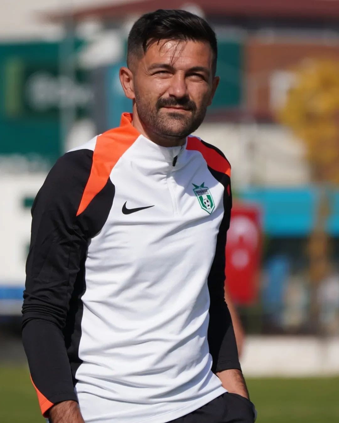 MANAVGAT BELEDİYESPOR, TEKNİK DİREKTÖR MUSTAFA YÜKSEL İLE KARŞILIKLI ANLAŞARAK YOLLARINI...