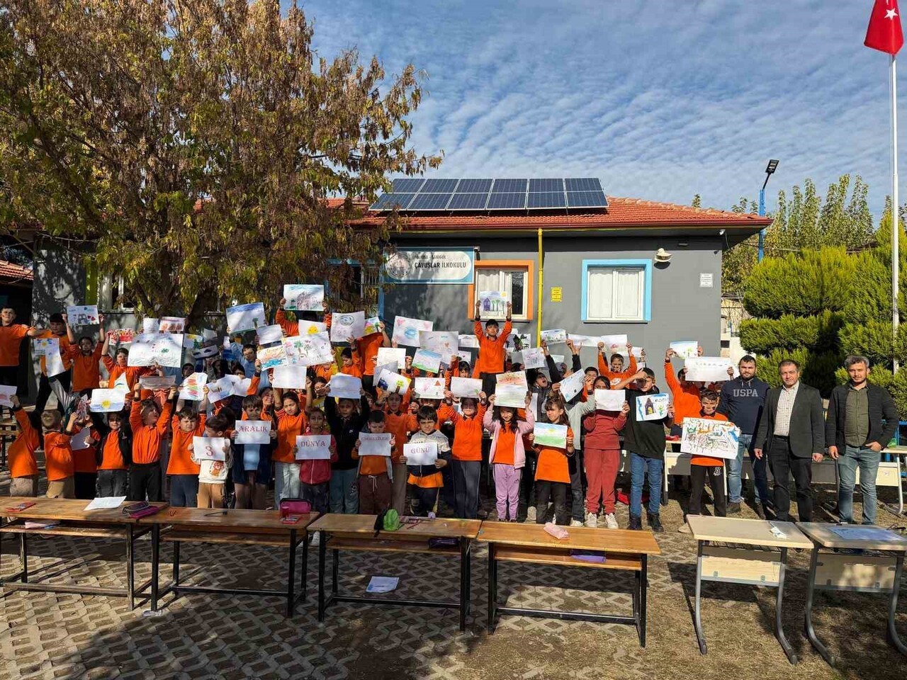 MANİSA'NIN SARIGÖL İLÇESİNDE 3 ARALIK DÜNYA ENGELLİLER GÜNÜ KAPSAMINDA DÜZENLENEN ETKİNLİKTE...