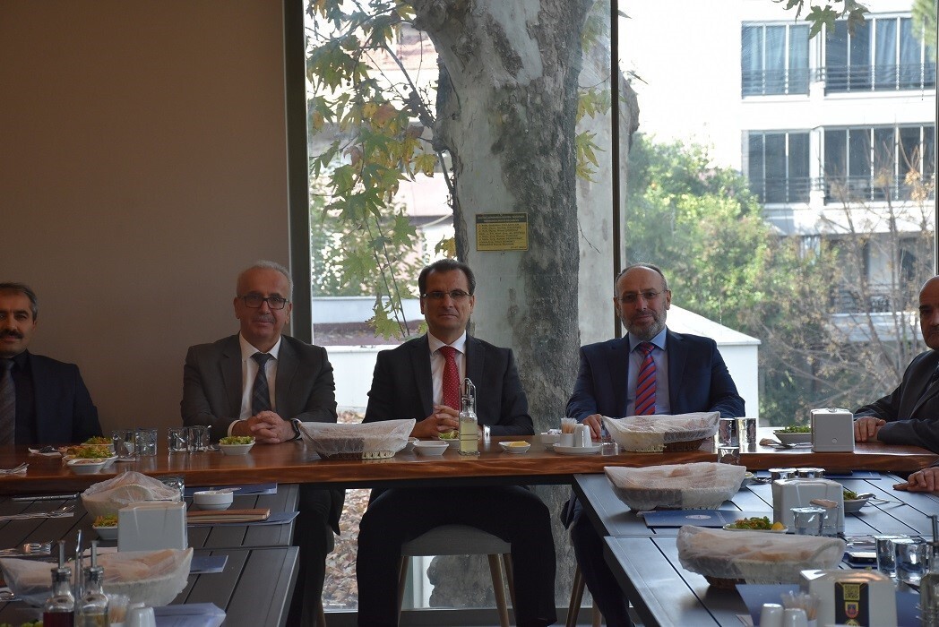 MANİSA’DA AYLIK İLÇE MÜFTÜLERİ MUTAT TOPLANTISI, SALİHLİ İLÇE MÜFTÜLÜĞÜ’NÜN EV SAHİPLİĞİNDE...