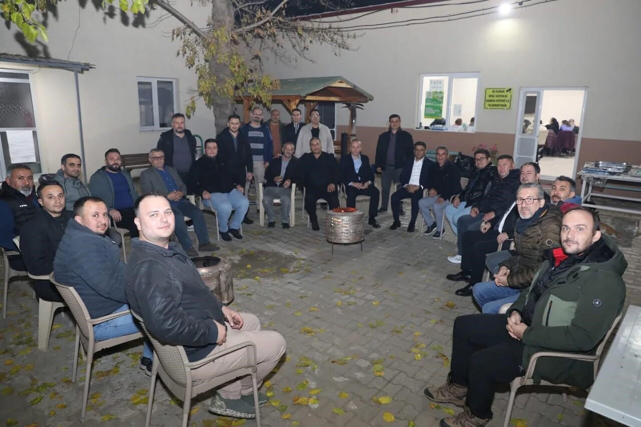 MANİSA İL TARIM VE ORMAN MÜDÜRÜ MEHMET KARAYILAN, SARIGÖL’DE DÜZENLENEN PROGRAMDA PERSONEL VE...