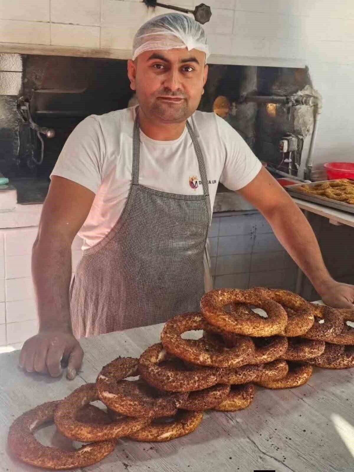 MANİSA’NIN DEMİRCİ İLÇESİNDE BİR EKMEK VE SİMİT FIRINI, ELİM BİR KAZA SONUCU HAYATINI KAYBEDEN...