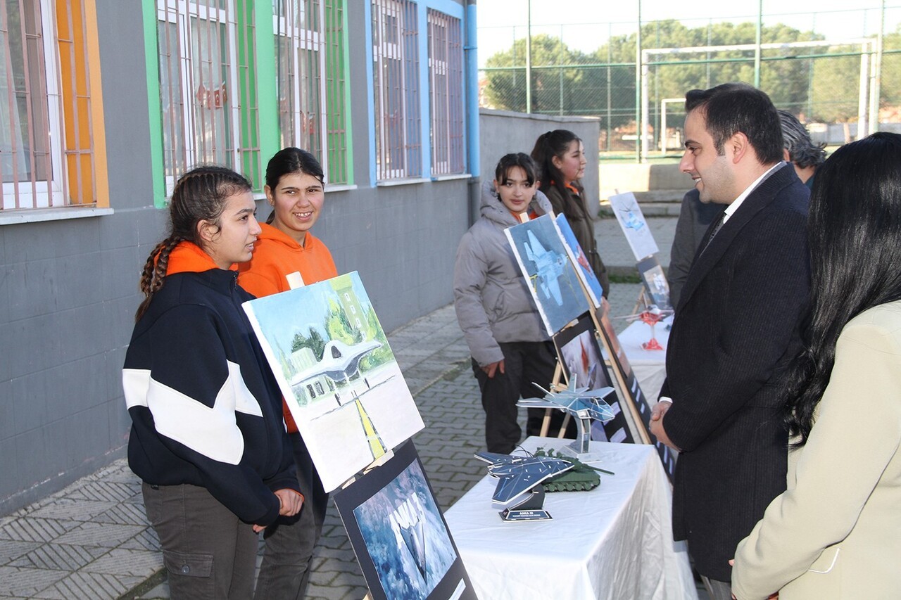 MANİSA’NIN KULA İLÇESİNDE, TUTUM, YATIRIM VE TÜRK MALLARI HAFTASI DOLAYISIYLA ANLAMLI BİR PROGRAM...