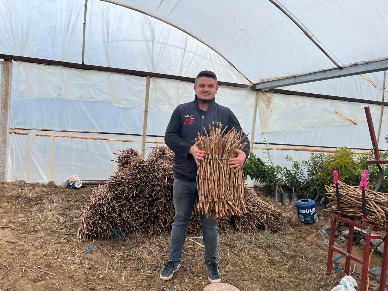 MANİSA’NIN SARIGÖL İLÇESİNDE GENÇ GİRİŞİMCİ KARDEŞLER AYTAÇ (FOTOĞRAFTAKİ) VE AHMET ÜNLÜKOÇ, 25...