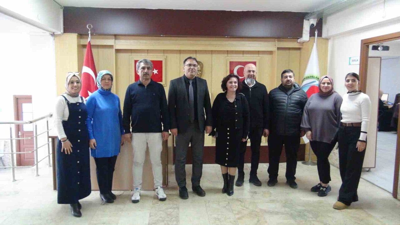 MANİSA ŞEHZADELER HALK EĞİTİM MERKEZİ, 2025 YILINDA AÇTIĞI 1121 KURSLA 16 BİN 738 KURSİYERE...