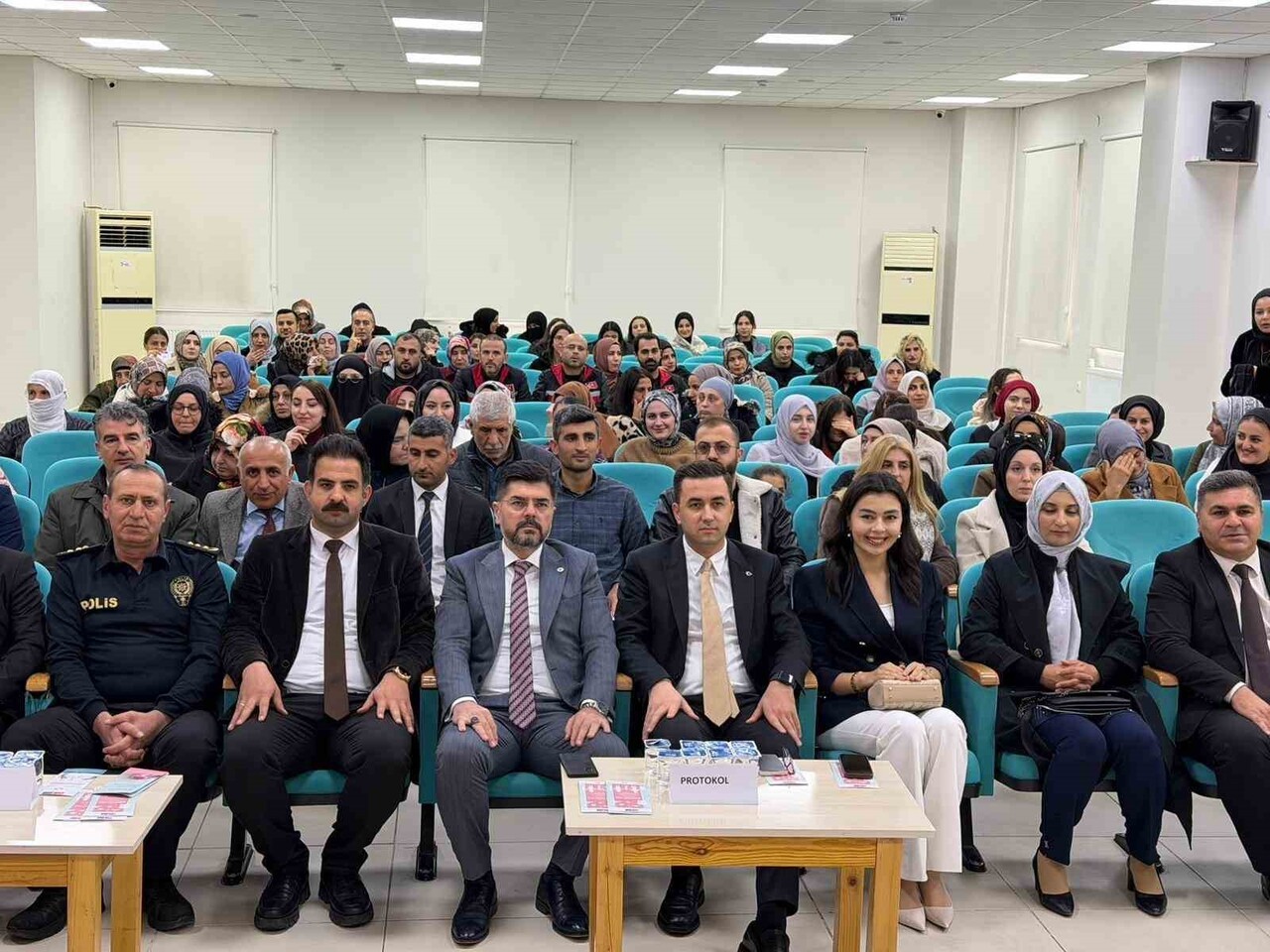 MARDİN’İN MİDYAT İLÇESİNDE AİLE VE SOSYAL HİZMETLER İL MÜDÜRLÜĞÜ TARAFINDAN "KORUYUCU AİLE HİZMET...