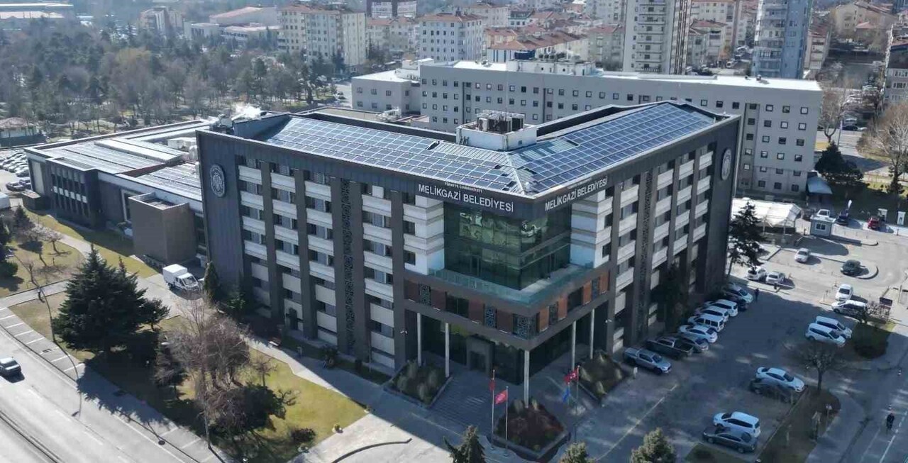 MELİKGAZİ BELEDİYESİ’NİN VATANDAŞLAR TARAFINDAN SEVİLEN UYGULAMASI MELİKGAZİ BELEDİYESİ WHATSAPP...