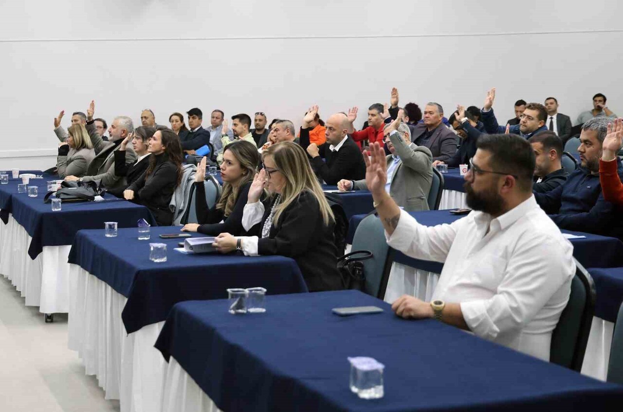 MENTEŞE BELEDİYESİNDEN YEŞİLYURT’UN EFSANE BAŞKANINA VEFA