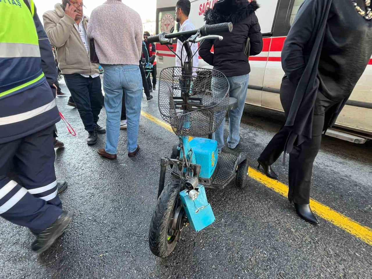 MENTEŞE’DE SCOOTER KAZASI: 1 YARALI