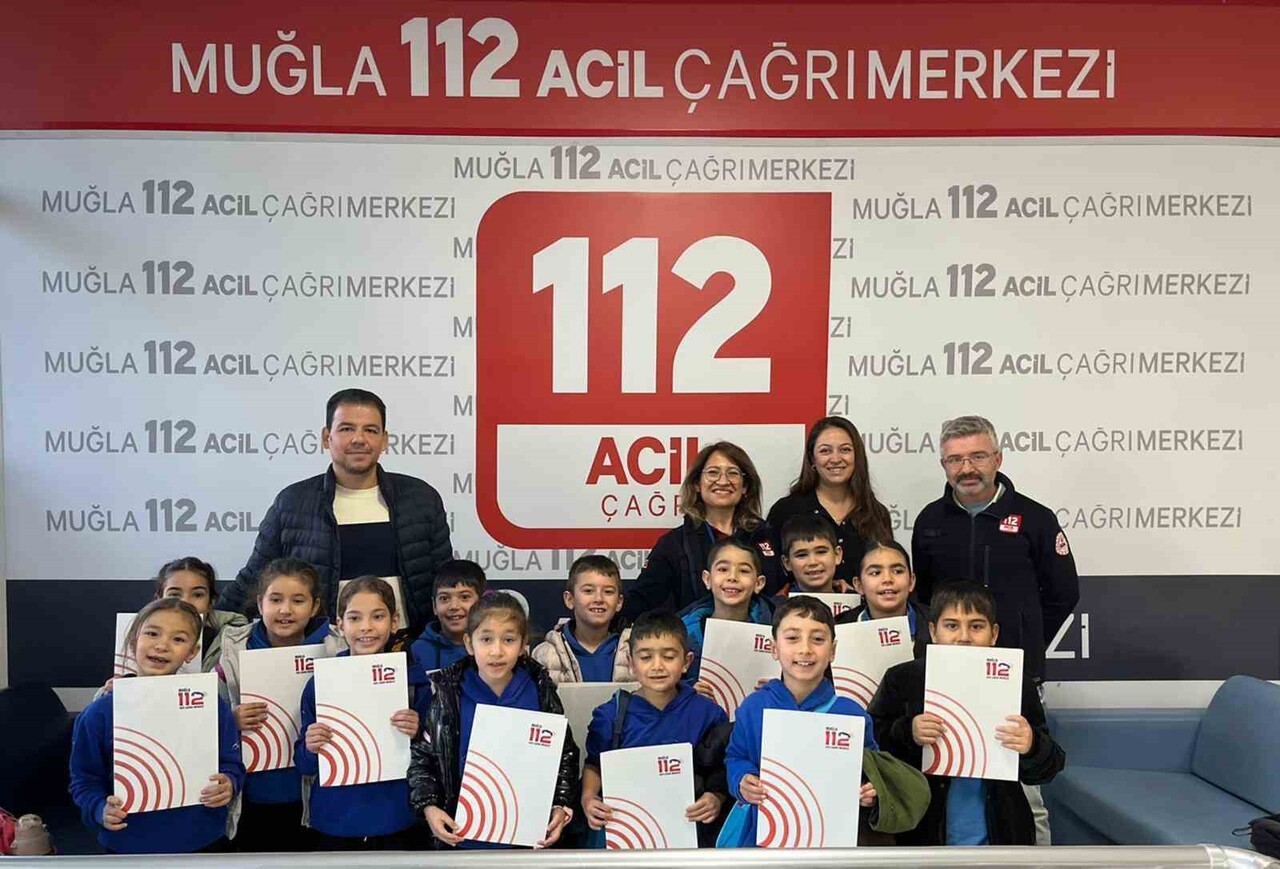 MENTEŞE YENİCE İLKOKULU ÖĞRENCİLERİNDEN 112 ACİL ÇAĞRI MERKEZİNE ZİYARET