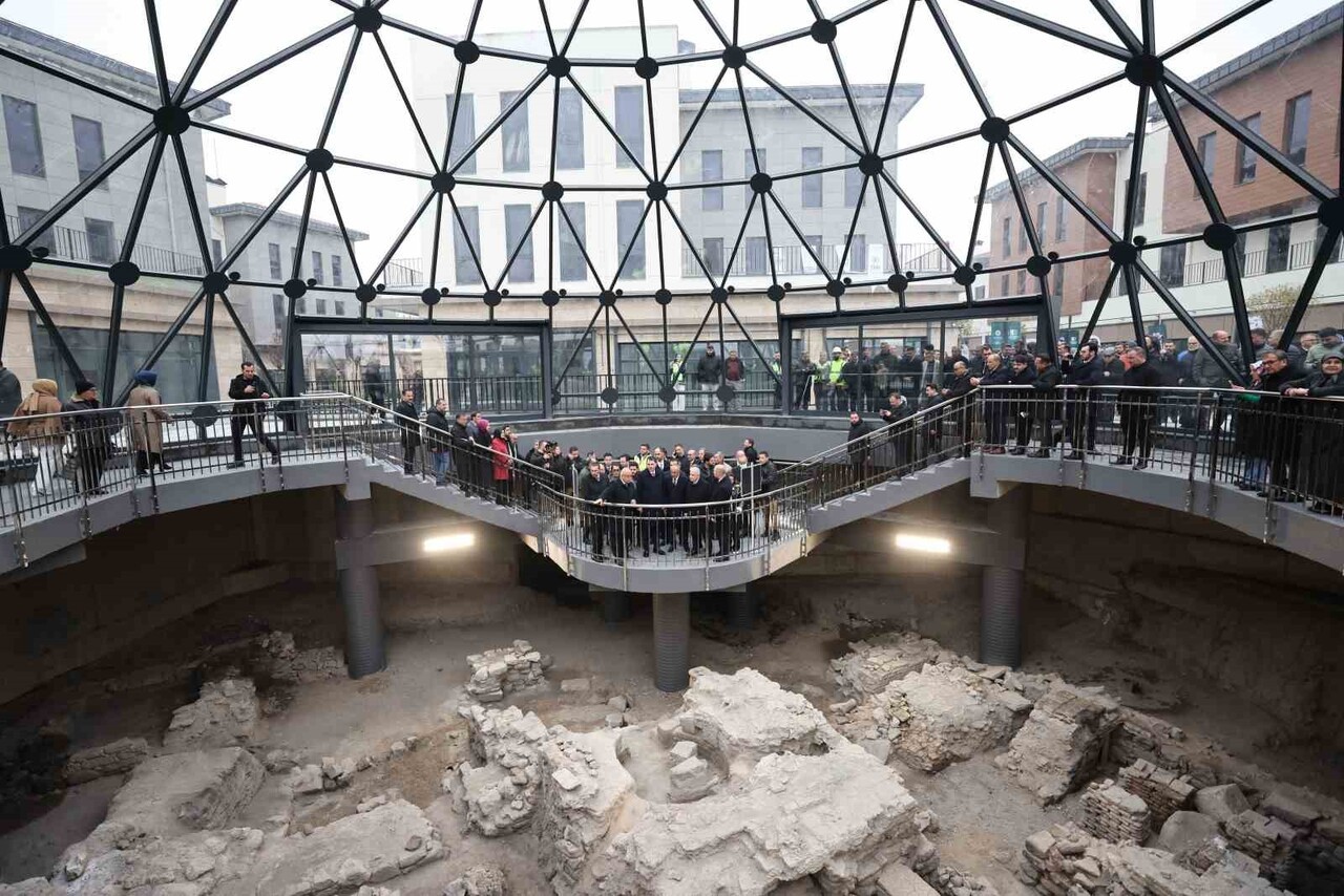 MERAM BELEDİYESİ'NİN VE KONYA TARİHİNİN EN KAPSAMLI DÖNÜŞÜM ADIMLARINDAN BİRİ OLAN SURİÇİ ÇARŞISI...