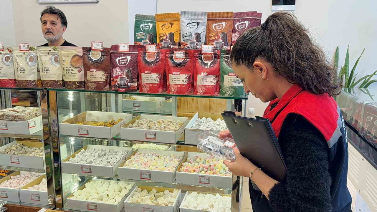 MERSİN'DE 2025 YILINDA GIDA GÜVENLİĞİNE YÖNELİK YAPILAN DENETİMLERDE, İHLAL TESPİT EDİLEN...