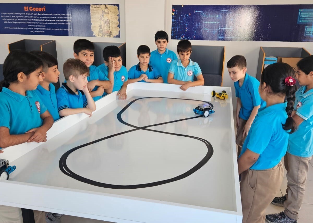 MERSİN'İN MERKEZ İLÇE AKDENİZ BELEDİYESİ KÜLTÜR VE SOSYAL İŞLER MÜDÜRLÜĞÜ BÜNYESİNDE HİZMET VEREN...