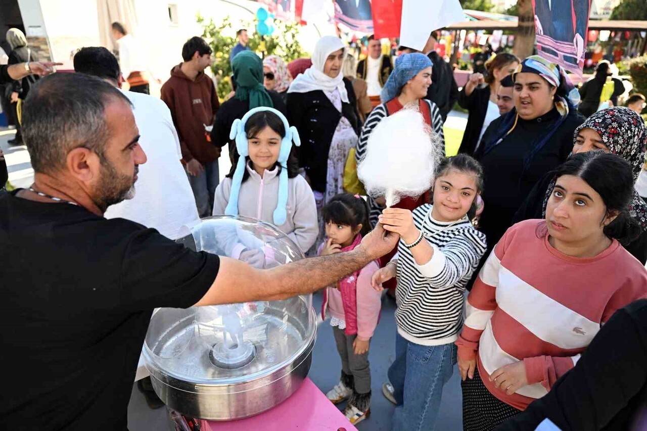 MERSİN BÜYÜKŞEHİR BELEDİYESİ, ‘3 ARALIK DÜNYA ENGELLİLER GÜNÜ’ DOLAYISIYLA ENGELSİZ YAŞAM PARKINDA...