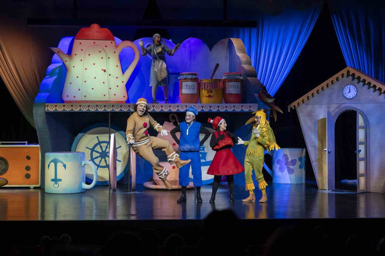 MERSİN BÜYÜKŞEHİR BELEDİYESİ ŞEHİR TİYATROSU, 25. SANAT SEZONU KAPSAMINDA ÇOCUKLARA YÖNELİK...