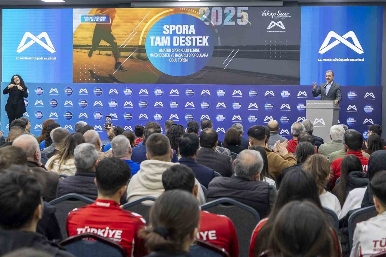 MERSİN BÜYÜKŞEHİR BELEDİYESİ, ‘SPORA TAM DESTEK’ TÖRENİNDE BAŞARILI SPORCULARI VE AMATÖR KULÜPLERİ...