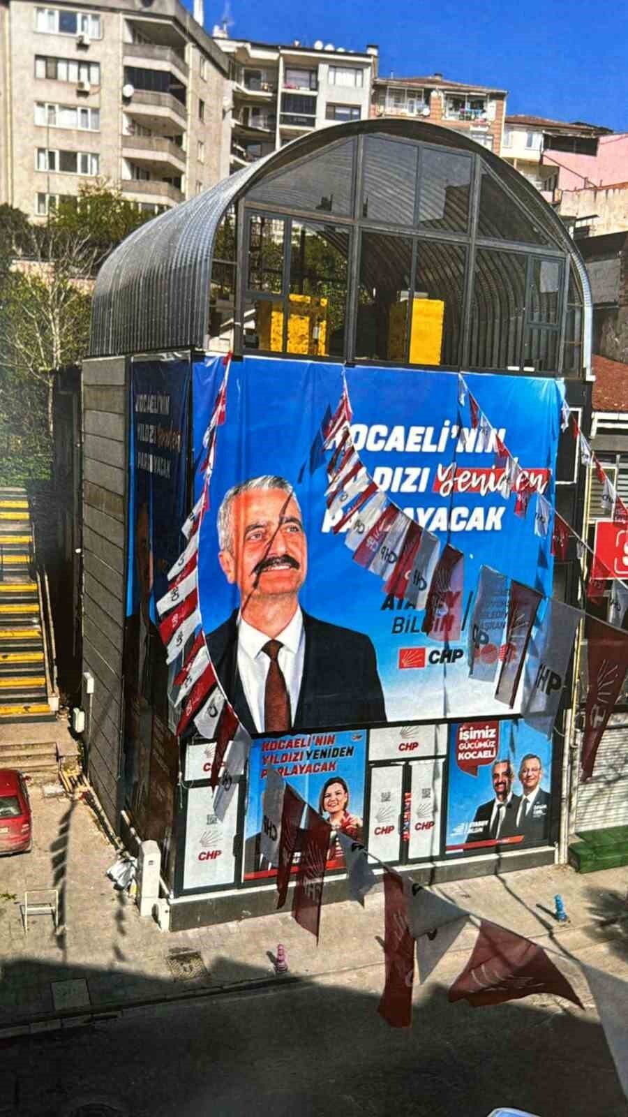 MHP İZMİT İLÇE BAŞKANI İLKER KAZAN, KAÇAK OLDUĞU İDDİASIYLA GÜNDEME GELEN VE SEÇİM DÖNEMİNDE CHP...