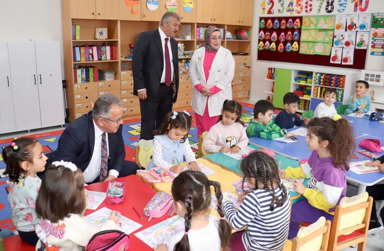 MİLLÎ EĞİTİM BAKANLIĞI BİRİM AMİRLERİ, ZONGULDAK VE İLÇELERİNDE KAYMAKAMLAR, OKUL MÜDÜRLERİ İLE...