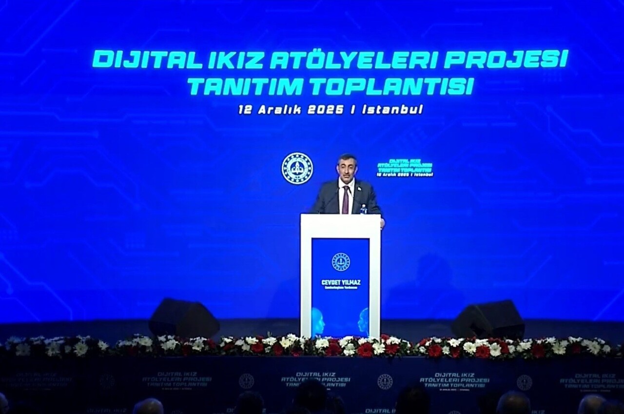 MİLLİ EĞİTİM BAKANLIĞI TARAFINDAN HAYATA GEÇİRİLEN DİJİTAL İKİZ ATÖLYELERİ PROJESİ'NİN TANITIM...