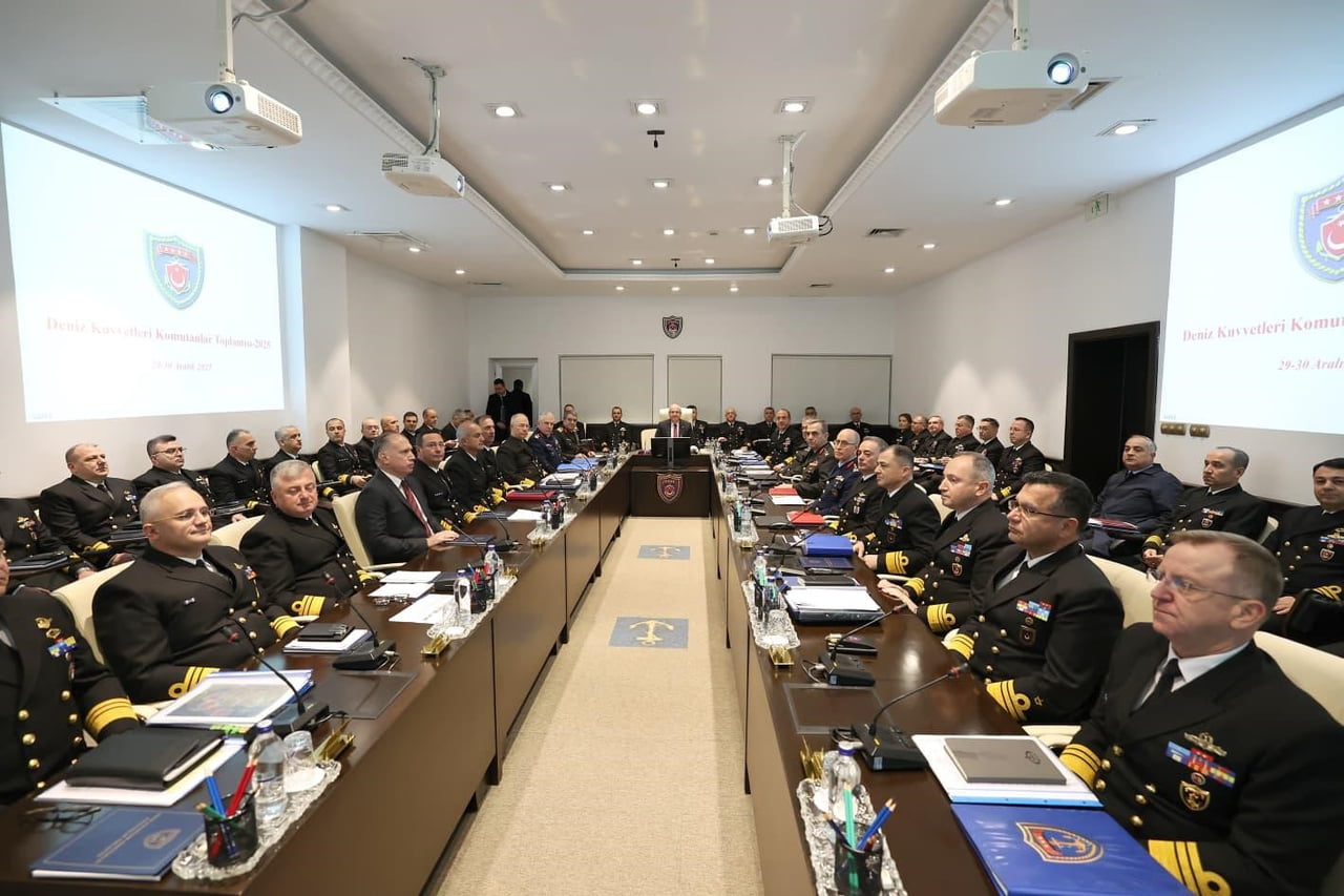 MİLLİ SAVUNMA BAKANI YAŞAR GÜLER BAŞKANLIĞINDA, "DENİZ KUVVETLERİ KOMUTANLIĞI YILLIK KOMUTANLAR...