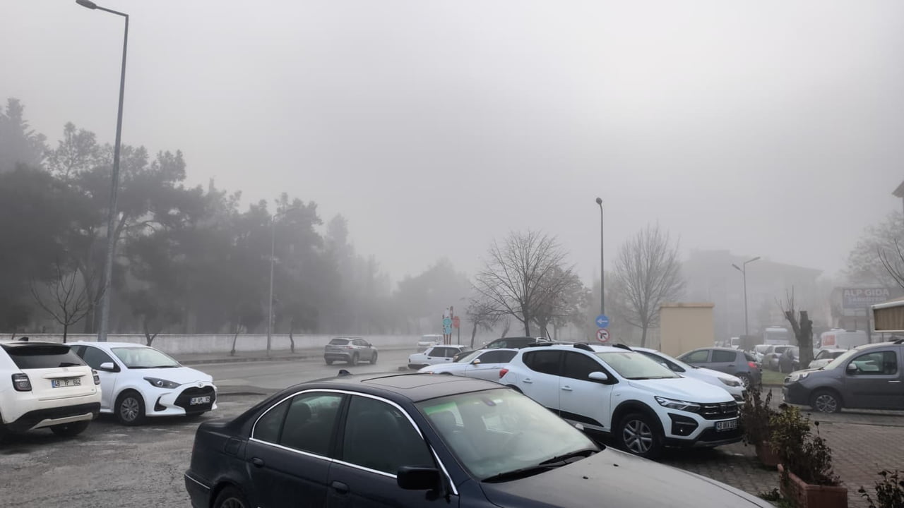 MUĞLA’DA TERMOMETRELER SIFIRIN ALTINI GÖRDÜ