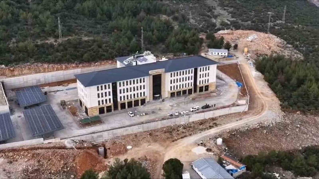 MUĞLA VALİSİ DR. İDRİS AKBIYIK, YAPIMI DEVAM EDEN ÇEVRE, ŞEHİRCİLİK VE İKLİM DEĞİŞİKLİĞİ İL...