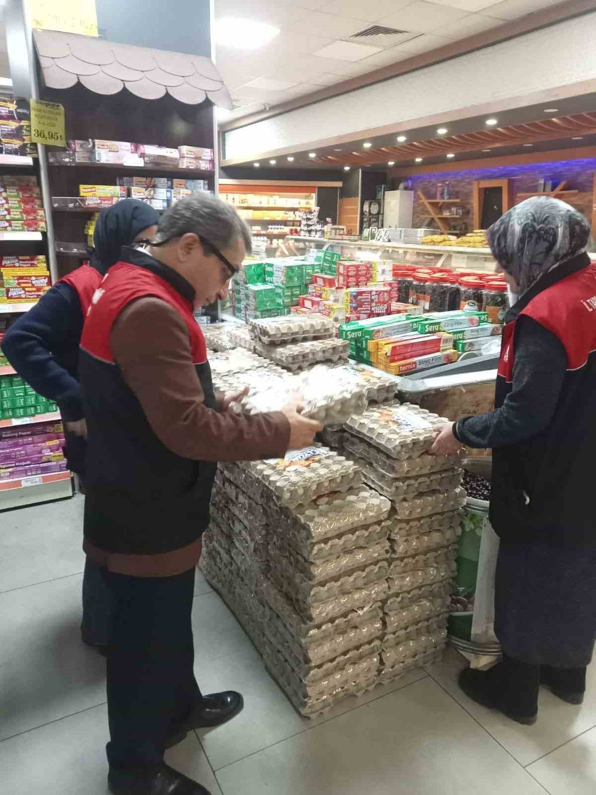 MUŞ TARIM VE ORMAN İL MÜDÜRLÜĞÜ EKİPLERİ, YILBAŞI ÖNCESİNDE VATANDAŞLARIN GÜVENLİ VE SAĞLIKLI...