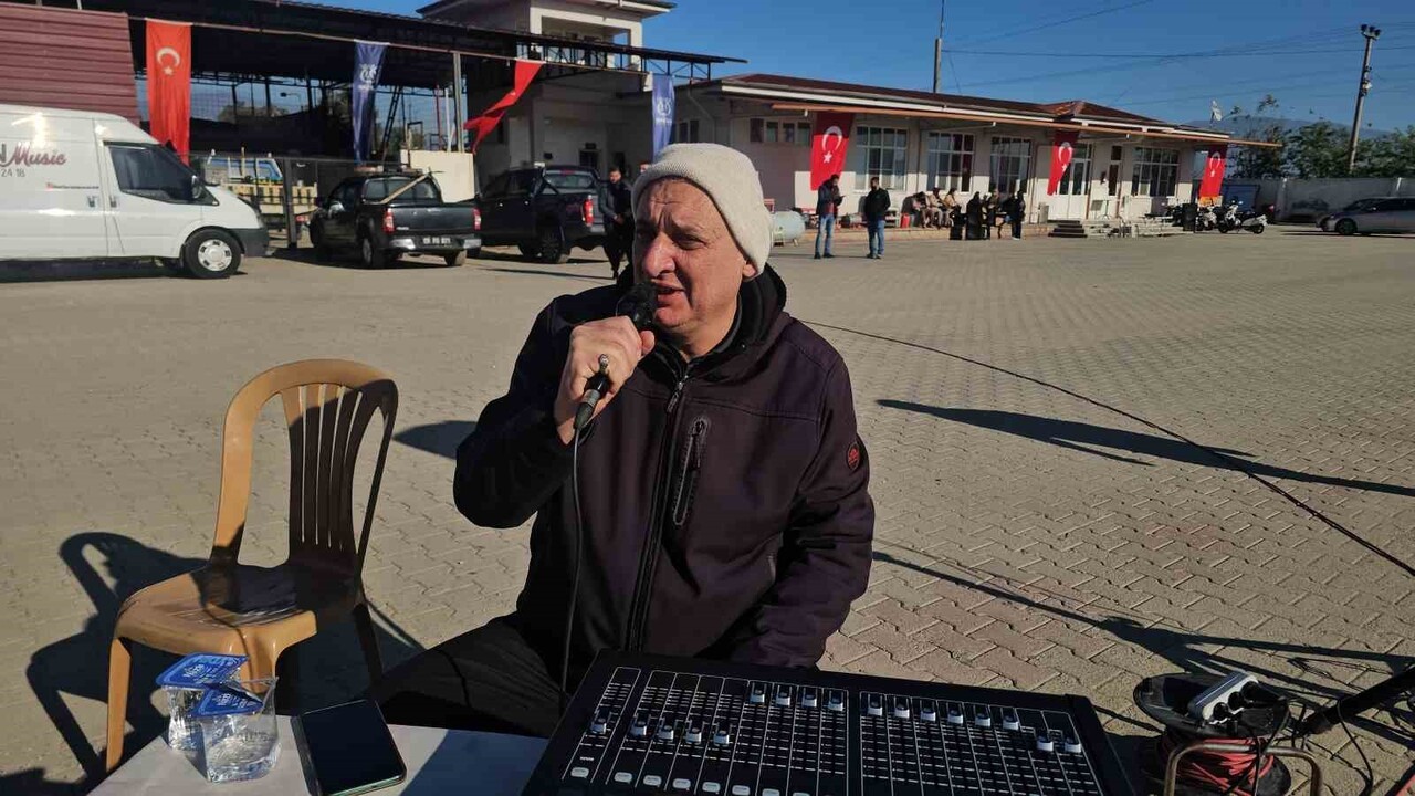 NAZİLLİ BELEDİYESİ FEN İŞLERİ MÜDÜRLÜĞÜ TARAFINDAN BOZDOĞAN YOLU ÜZERİNDEKİ ŞANTİYEDE GENİŞ...