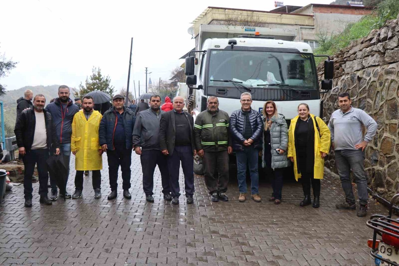 NAZİLLİ BELEDİYESİ, "YEŞEREN TOPRAKLAR" PROJESİ KAPSAMINDA IŞIKLAR MAHALLESİ’NDE DÜZENLEDİĞİ...