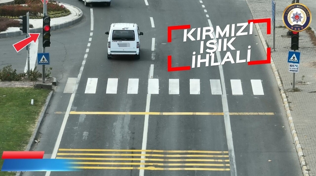 NEVŞEHİR’DE TRAFİK BİRİMLERİ, VATANDAŞLARIN GÜVENLİ VE KONFORLU BİR ŞEKİLDE SEYAHAT EDEBİLMELERİNİ...